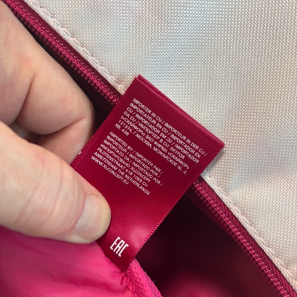 ESCADA CELEBRATE N.O.W WEEKENDER DUFFLE BAG - Picture 5 of 14